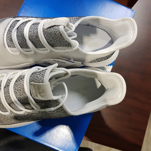 New with tags Adidas Tubular Shadow Grey - Picture 3 of 3